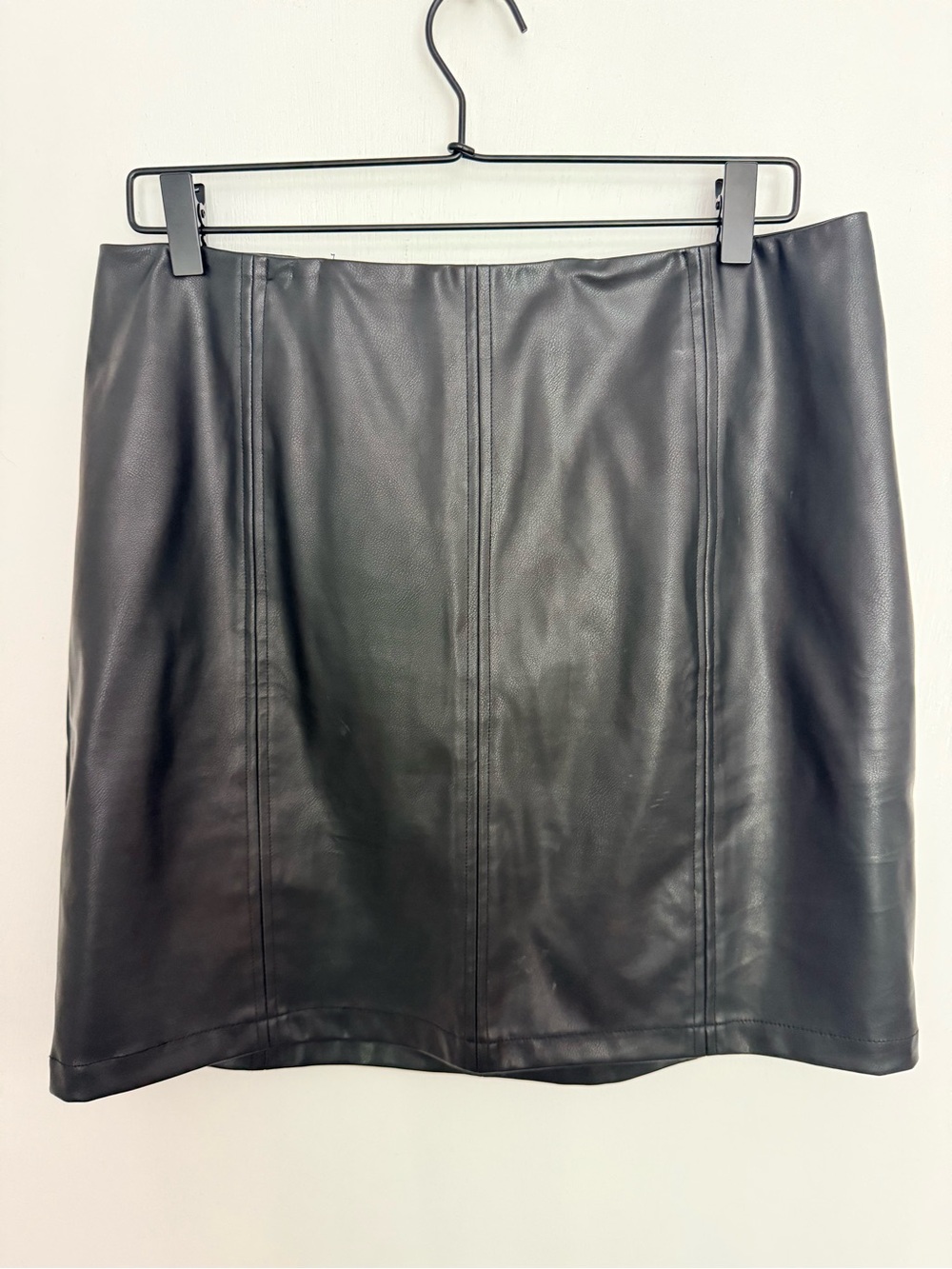 Mangopop Black Faux Leather Mini Skirt size XL